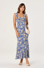 Load image into Gallery viewer, ASTR Caroletta Dress