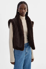 Load image into Gallery viewer, Lamarque Dua Reversible Vest