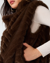 Load image into Gallery viewer, Steve Madden Luxie Vest