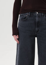 Load image into Gallery viewer, AGOLDE Low Curve Jean in Symbolic
