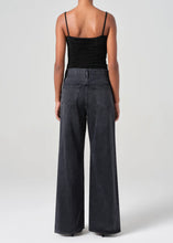 Load image into Gallery viewer, AGOLDE Dame Jean in Hitch

