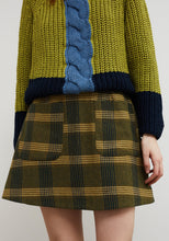 Load image into Gallery viewer, Dr. Bloom Braid Sweater
