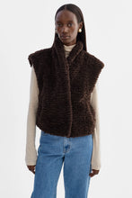 Load image into Gallery viewer, Lamarque Dua Reversible Vest
