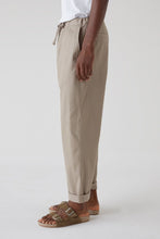 Load image into Gallery viewer, CLOSED Nanaimo Straight Pants - Grey Veneer
