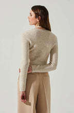 Load image into Gallery viewer, ASTR Mayte Sweater
