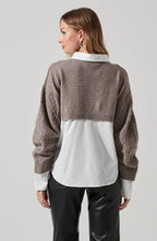 Load image into Gallery viewer, ASTR Carol Sweater
