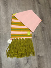 Load image into Gallery viewer, Dr. Bloom Petal Scarf
