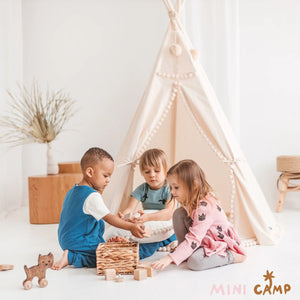 munchKIN Minicamp Tent