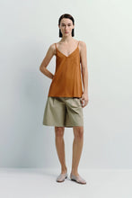 Load image into Gallery viewer, Rue Sophie Mesure Shorts
