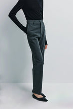 Load image into Gallery viewer, Rue Sophie Nessa Pants
