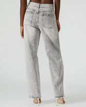 Load image into Gallery viewer, Steve Madden Eras Jean

