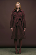 Load image into Gallery viewer, Maude Club Skylar Coat
