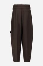 Load image into Gallery viewer, Saemdi Ely Pants

