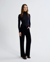Load image into Gallery viewer, AGOLDE Pascale Turtleneck in Navy
