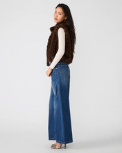 Load image into Gallery viewer, Steve Madden Luxie Vest
