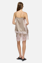 Load image into Gallery viewer, Blanca Lily Top

