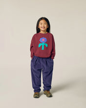 Load image into Gallery viewer, The Campamento Big Blue Daisy Sweatshirt
