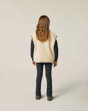 Load image into Gallery viewer, The Campamento Flowers Flare Leggings
