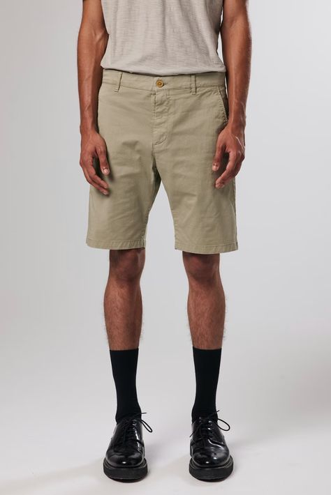 NN07 Crown Shorts in Oil Green
