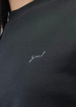 Load image into Gallery viewer, Geel Logo Crewneck Cropped Sweatshirt
