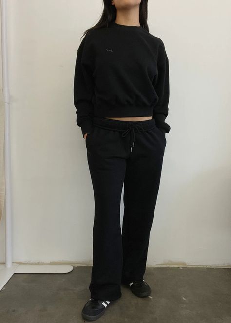 Geel Logo Crewneck Cropped Sweatshirt
