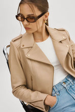Load image into Gallery viewer, La Marque Donna - Wheat
